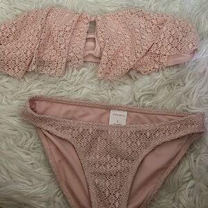 Pale pink bikini strapless